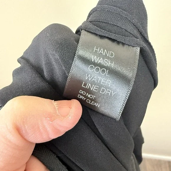 Norma Kamali Long Sleeve Turtleneck Jumpsuit Black Jersey Wide Leg Sz M / 38 - Picture 6 of 6